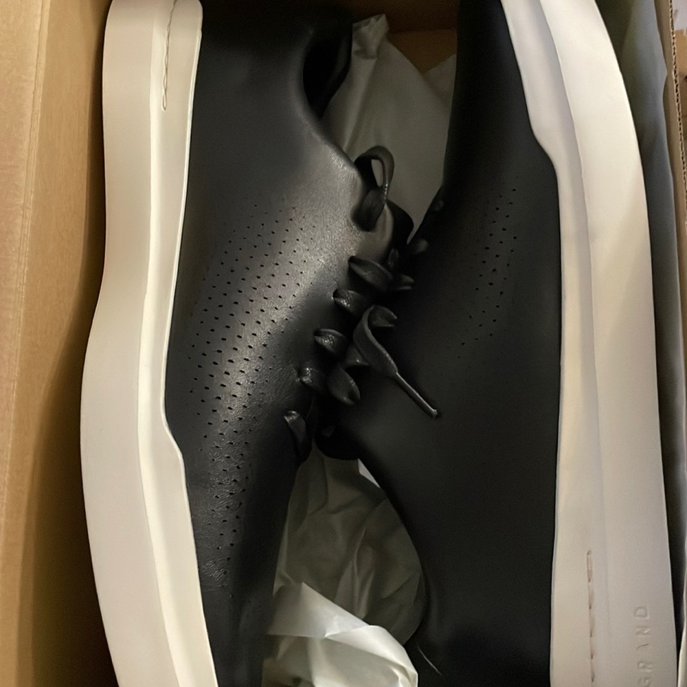 Men’s grand pro rally Cole Haan laser cut sneaker size 13 NEW